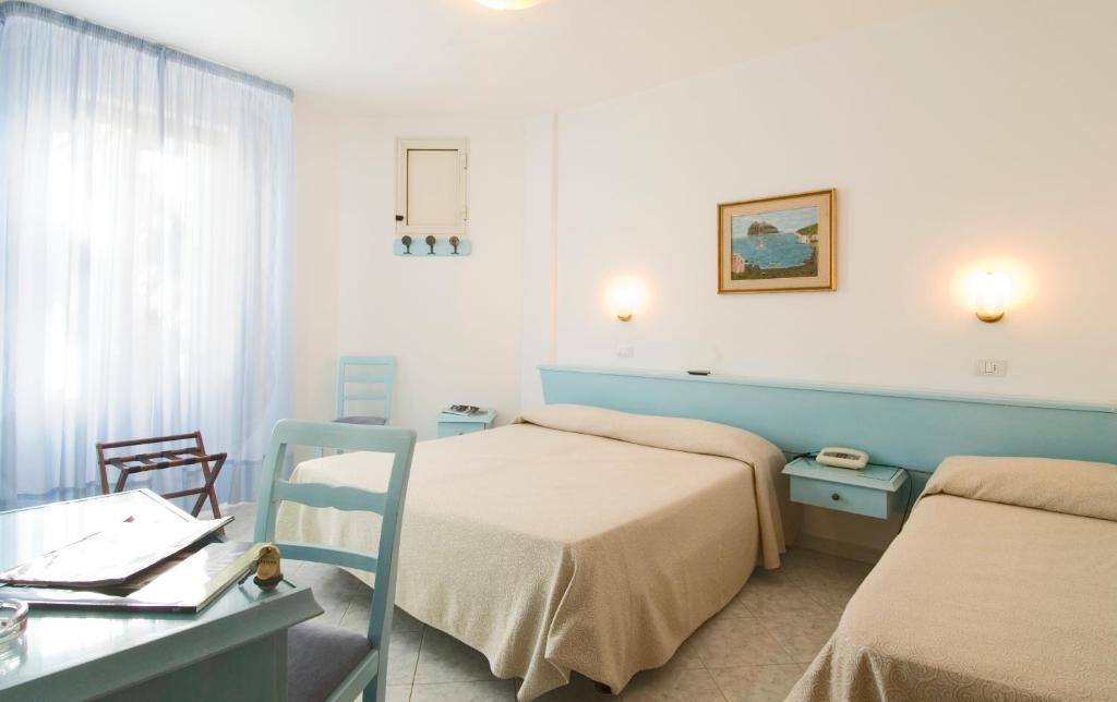 Hotel Eugenio Искья Номер фото